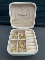 Luxury Travel Jewelry Organizer Box – Portable Zipper Storage Case for Rings, Earrings, Necklaces & Bracelets